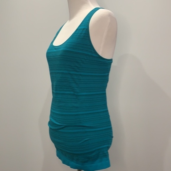 Electric Yoga Racerback Tank W/Built In Support - Picture 4 of 8